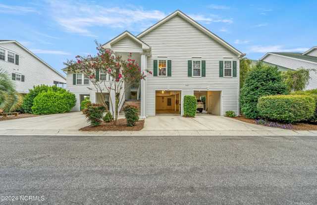 3145 Lakeside Commons Drive SE unit: # 1 - 3145 Lakeside Commons Drive Southeast, St. James, NC 28461