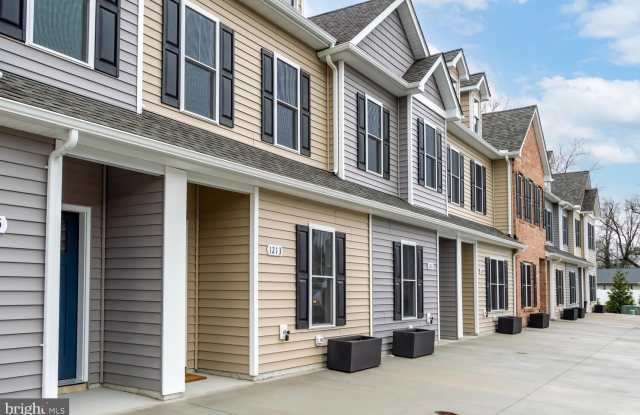 1213 BROAD LEAF COURT photos photos