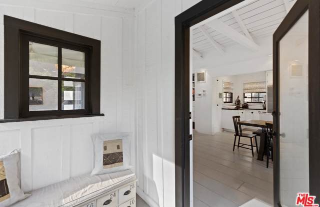 8236 KIRKWOOD Drive Gallery 3