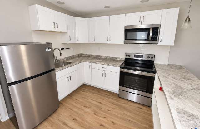 2-Bedroom Apartment at 64½ N Sherman St, Wilkes-Barre, PA Gallery 4
