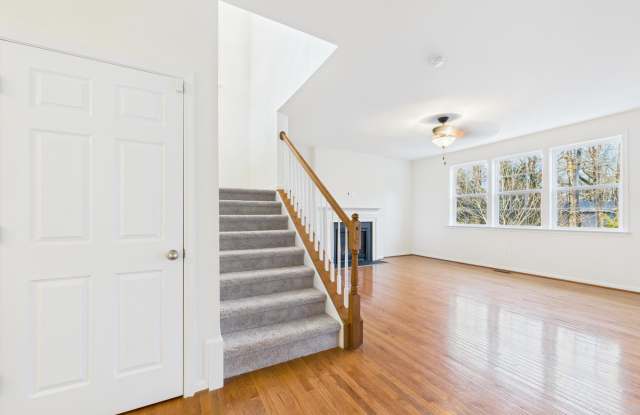 18213 JILLIAN Lane Gallery 1