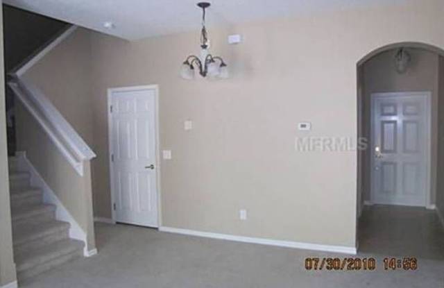 2650 Retreat View Cir Gallery 3