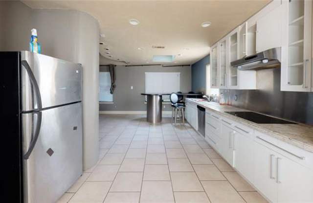3409 Renaissance Drive Gallery 4