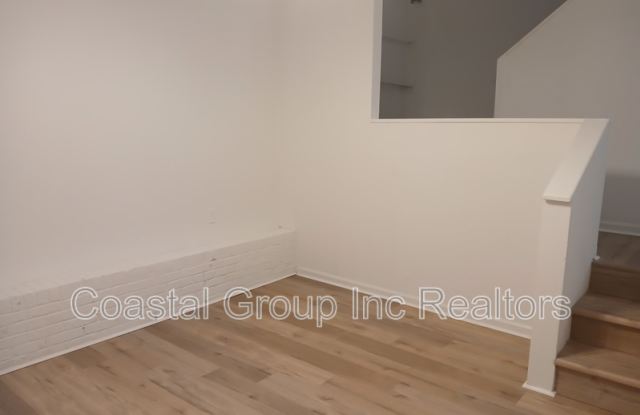 861 West 48th Street - A Gallery 3