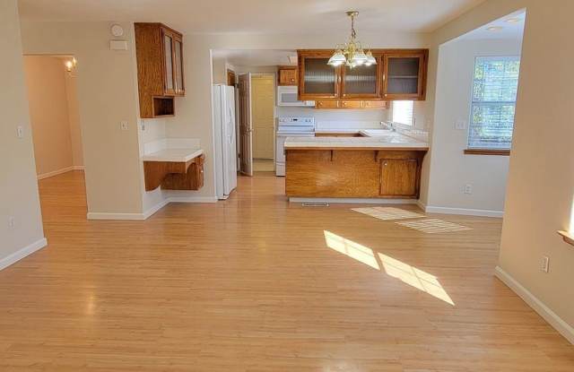 4130 Crestview Dr. Gallery 4