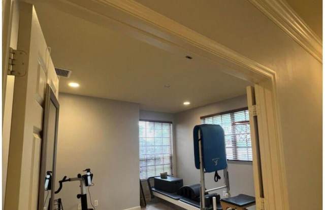 4441 Colony View Drive Gallery 3