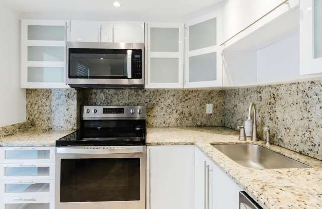 2671 S COURSE Drive Gallery 3