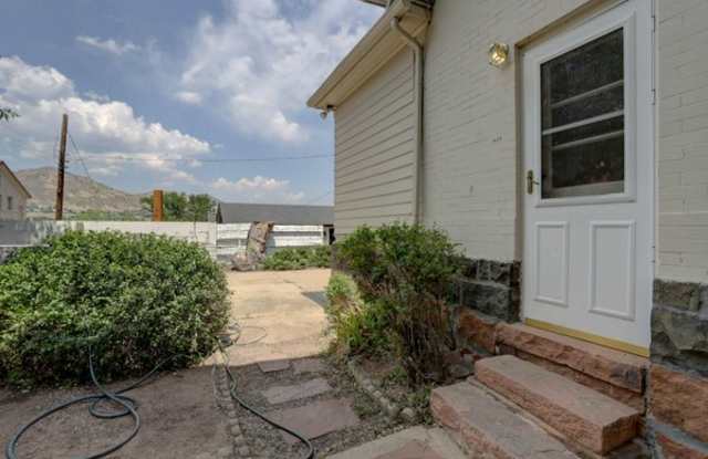 920 14th St photos photos