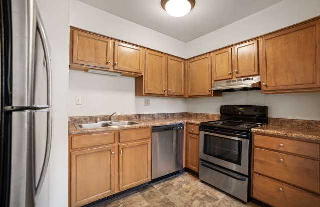 Somerset Apartments photos photos
