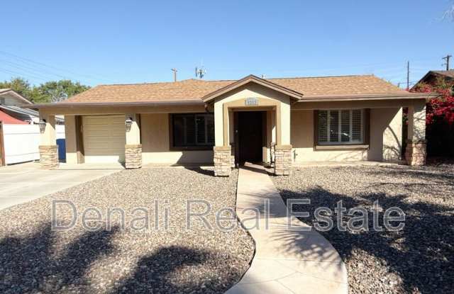 5212 E. Cambridge Avenue photos photos