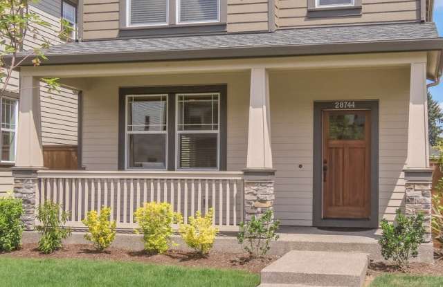 3 Bedroom 2.5 Bath located in Villebois Available Now !! - 28744 Southwest Finland Avenue, Wilsonville, OR 97070
