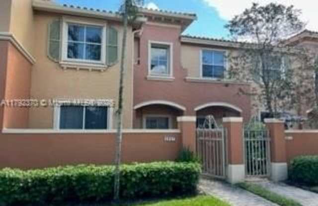 2207 Clipper Pl photos photos