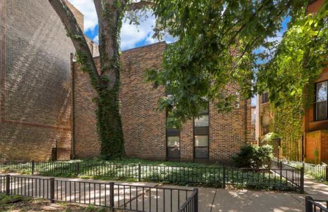 643 W Barry #1D - 643 West Barry Avenue, Chicago, IL 60657 643 W Barry #1D - 643 West Barry Avenue, Chicago, IL 60657