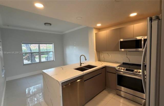 8480 NW 139th Ln photos photos