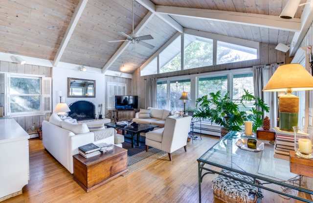 143 Montauk Highway Gallery 2
