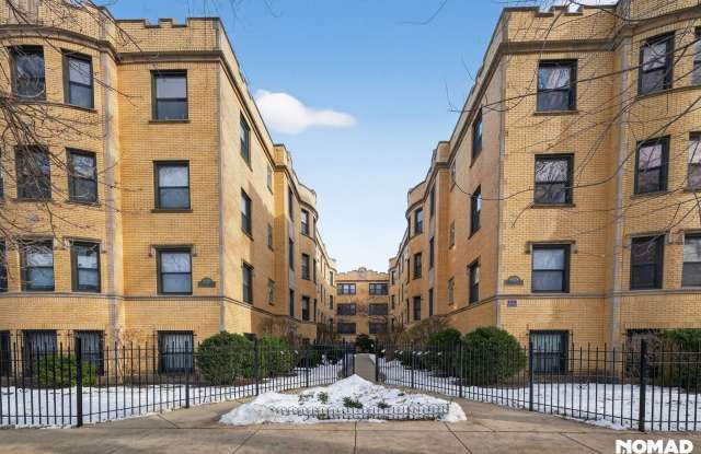 Furnished 2BR Condo in Ravenswood - 1 YEAR LEASE - 4617 North Paulina Street, Chicago, IL 60640