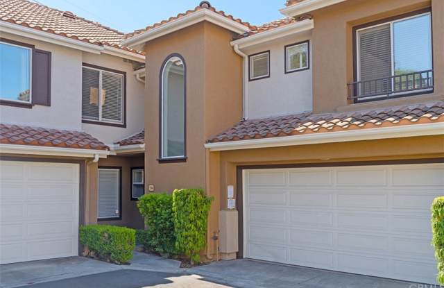 196 Valley View Gallery 3