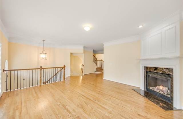 2776 Loftview Square Gallery 3