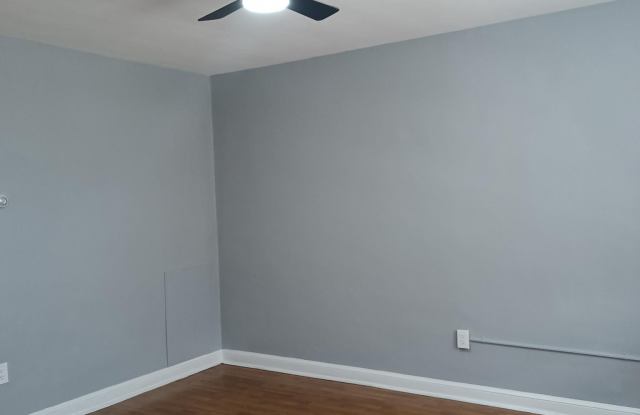 1617 HOLBROOK STREET NE photos photos