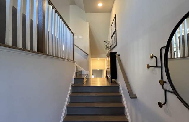 3300 WATERSHED Boulevard Gallery 2
