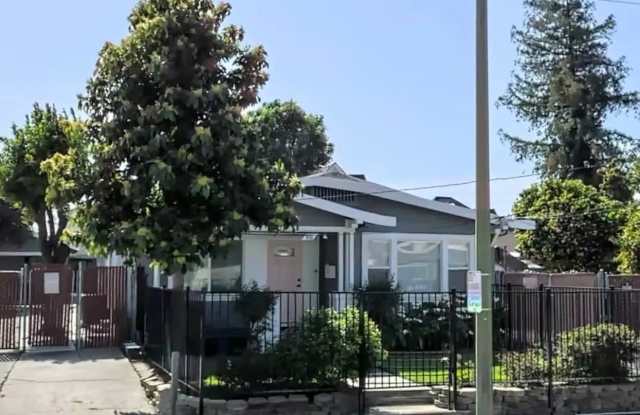 945 S 3rd St - 945 South Third Street, San Jose, CA 95112