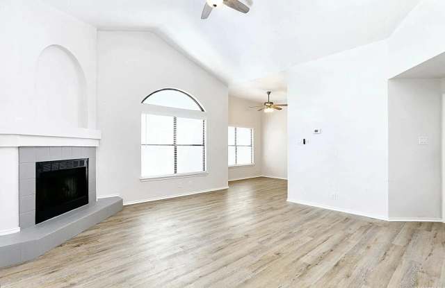 Single Story 3-Bedroom Home Gallery 4