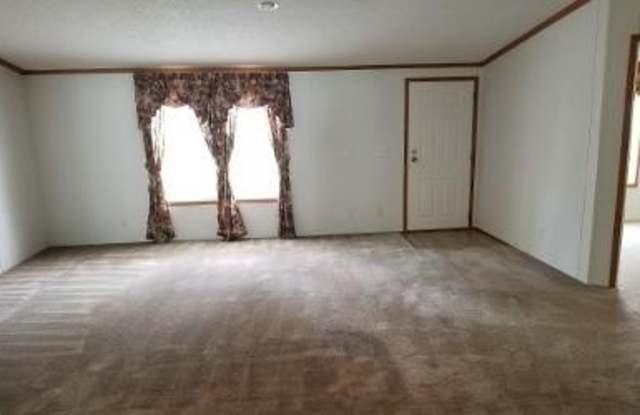 176 SW WARREN COURT Gallery 3