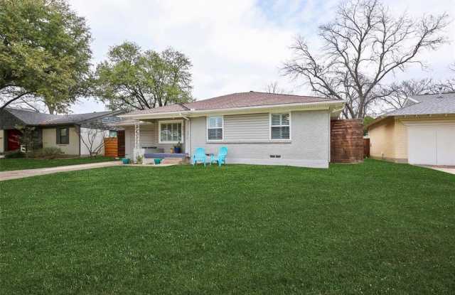 9015 Longmont Drive Gallery 3