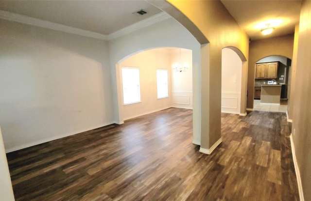 13906 Fall Harvest Drive Gallery 3