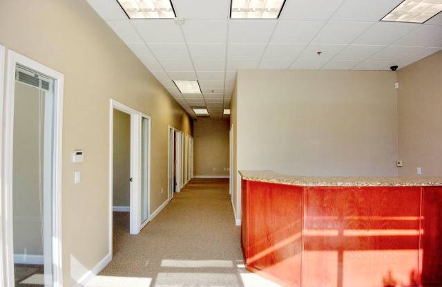 889 Corporate Way Gallery 3