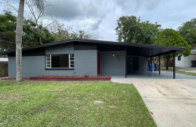 North Brandon Home with NO HOA and NO CARPET photos photos