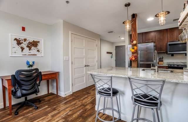 Canal Lofts Gallery 4