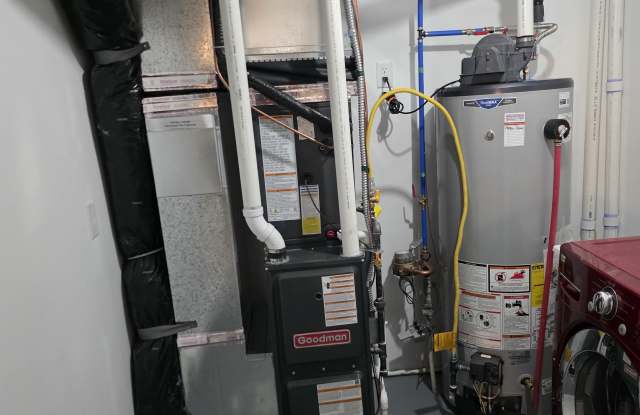 5335 6th St Ne - 5335 6th Street Northeast, Fridley, MN 55421