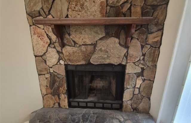 537 Petros Cir Gallery 2