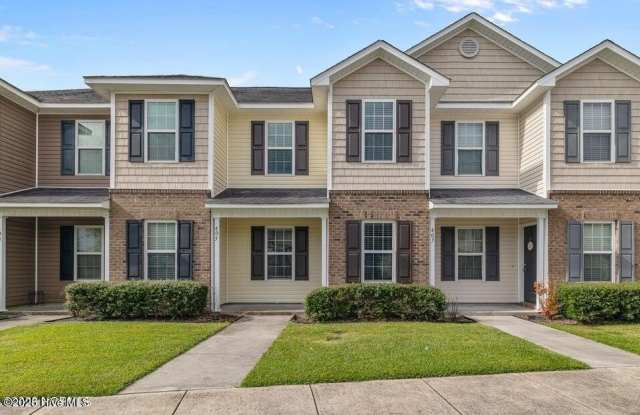 405 Falls Cove - 405 Falls Cove, Onslow County, NC 28546 405 Falls Cove - 405 Falls Cove, Onslow County, NC 28546