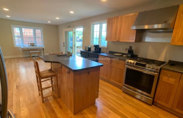 8 Hardwick St - 8 Hardwick Street, Boston, MA 02135