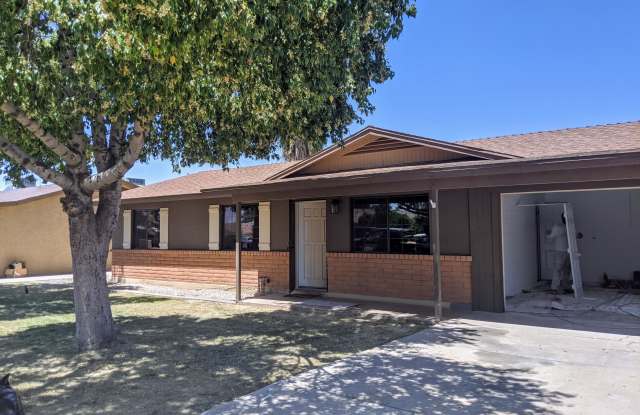 1280 W IVANHOE Street Gallery 2