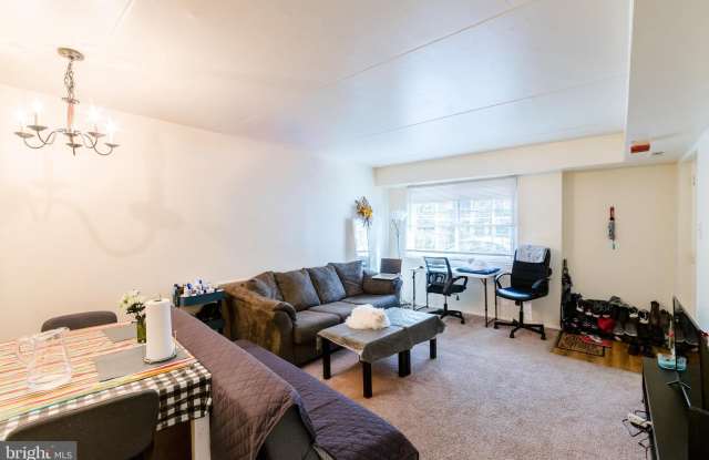 1215 SOUTH STREET - 1215 South Street, Philadelphia, PA 19147