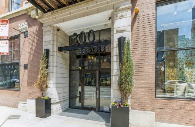 300 W GRAND Avenue photos photos