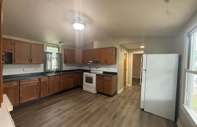 2125 Patricia Place Gallery 2