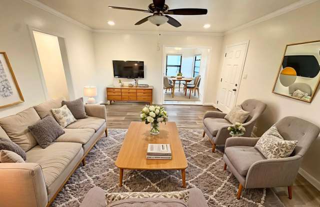 Updated 3 bed 2 bath duplex in Temple City photos photos