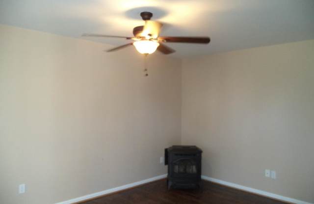 8208 W END DRIVE Gallery 3