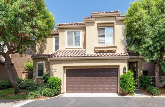 18 LESSAY - 18 Lessay, Newport Beach, CA 92657