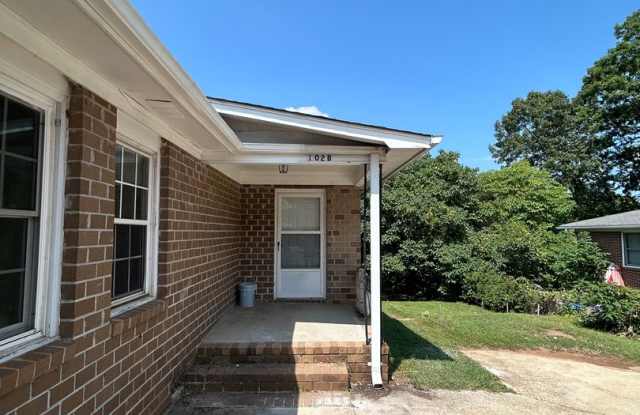 102 B Bruce St photos photos