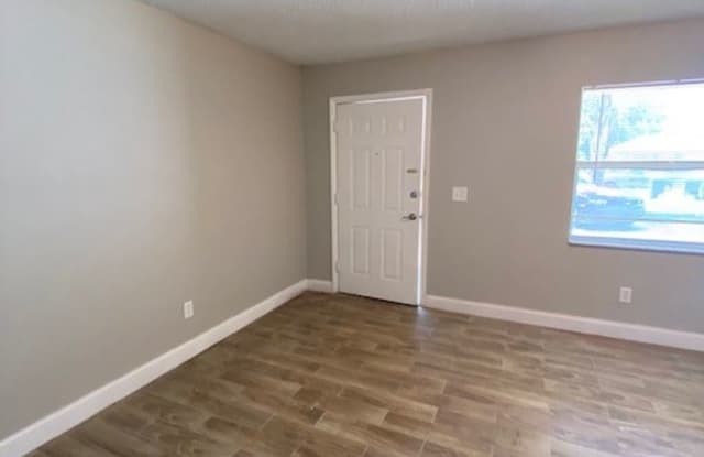 1405 Nieuport Lane Gallery 3
