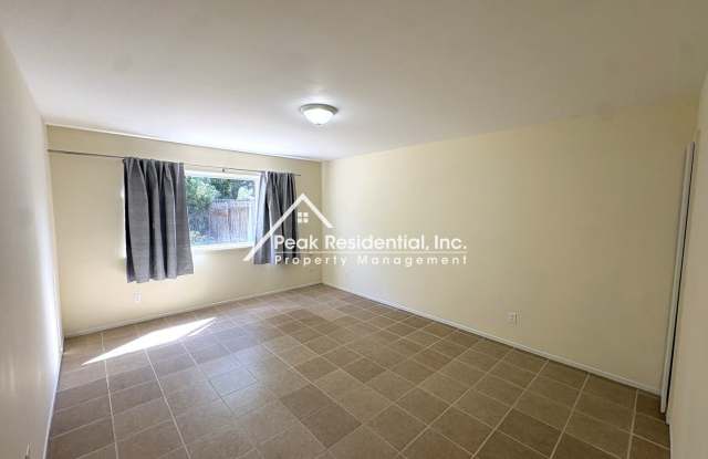 Updated 3bd/1.5ba Rancho Cordova Duplex Gallery 4