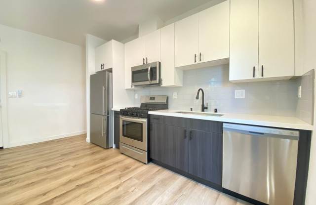 Savanna 7th Avenue photos photos