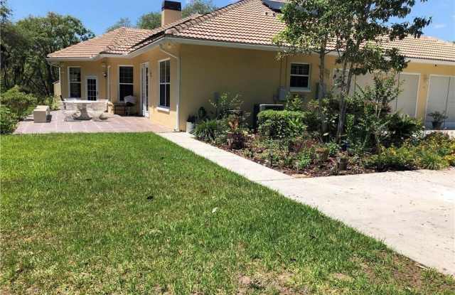 334 W Pearson Street photos photos 334 W Pearson Street photos photos