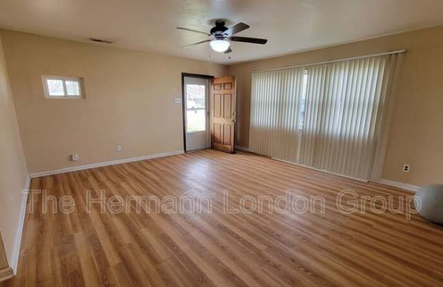 4204 Beauty Lane Gallery 2