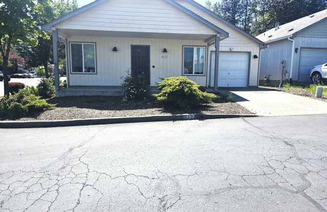 3 bed 2 bath Family Home for Rent in Grants Pass - 812 Bower Lane, Grants Pass, OR 97527 3 bed 2 bath Family Home for Rent in Grants Pass - 812 Bower Lane, Grants Pass, OR 97527